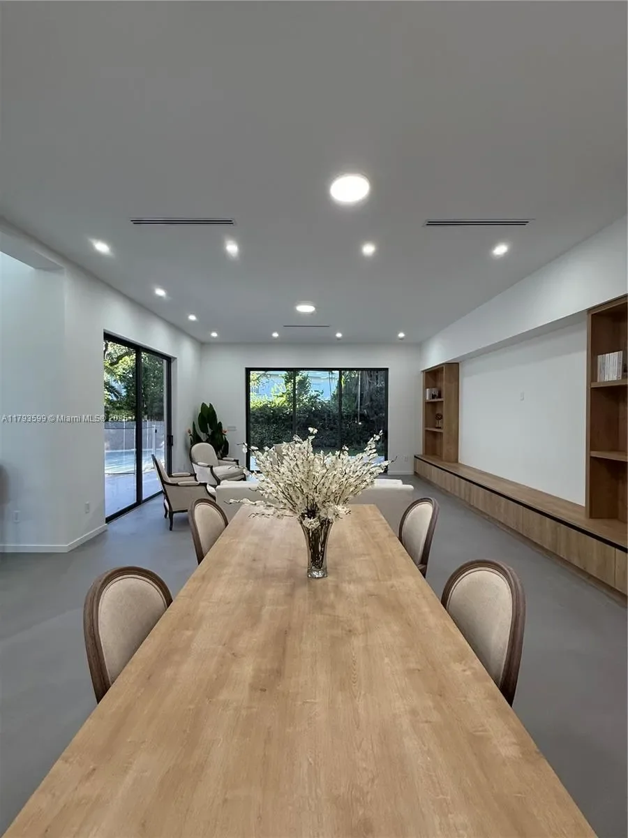 2730 SW 17th Ave, Miami, Florida, United States. - Photo 28