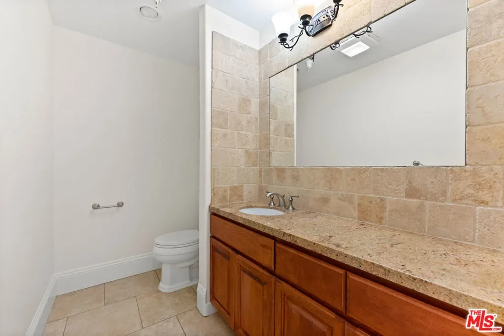 16123 W Sunset Boulevard 101, Los Angeles, California, United States. - Photo 13