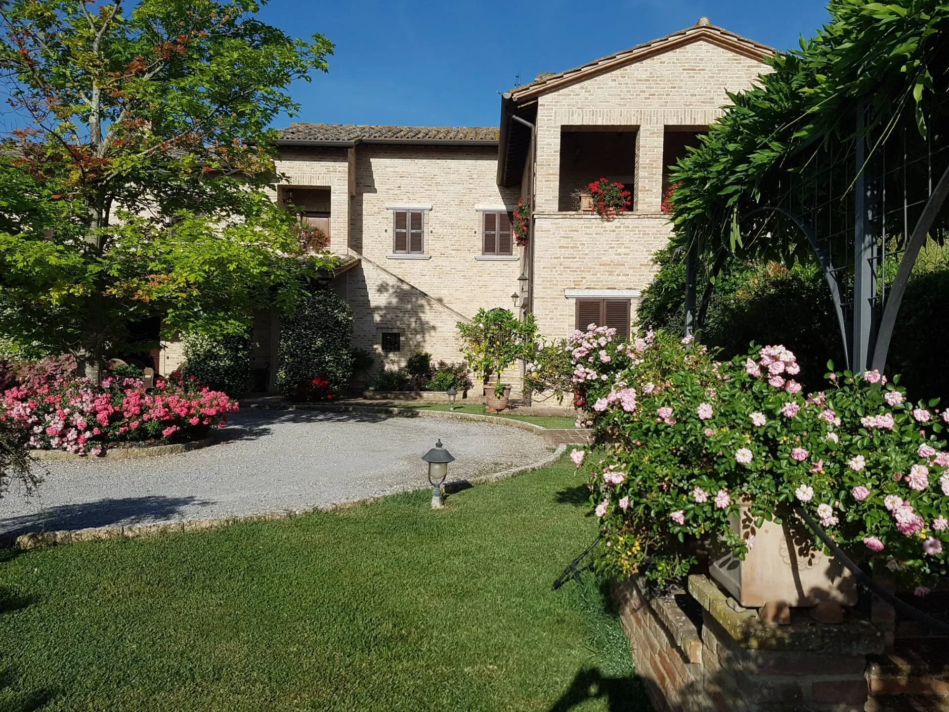 Rancolfo, Umbria, Italy. - Photo 13