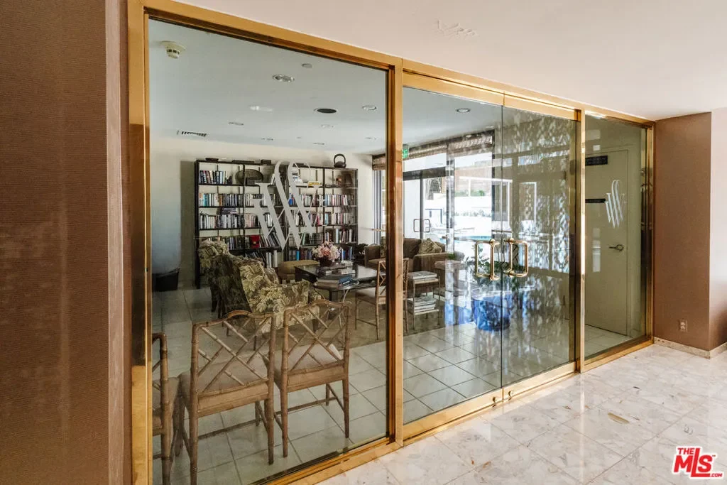 10601 Wilshire Boulevard 303, Los Angeles, California, United States. - Photo 11
