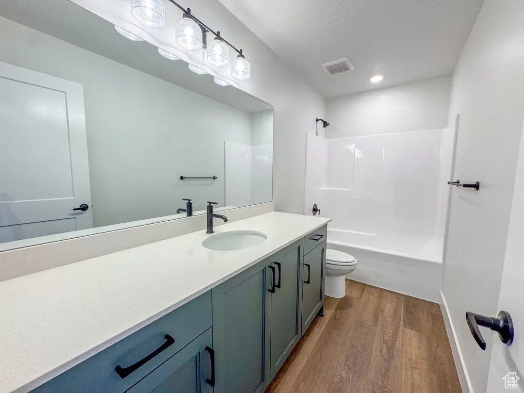2794 N BUCKSKIN DR 213, Ogden, Utah, United States. - Photo 12