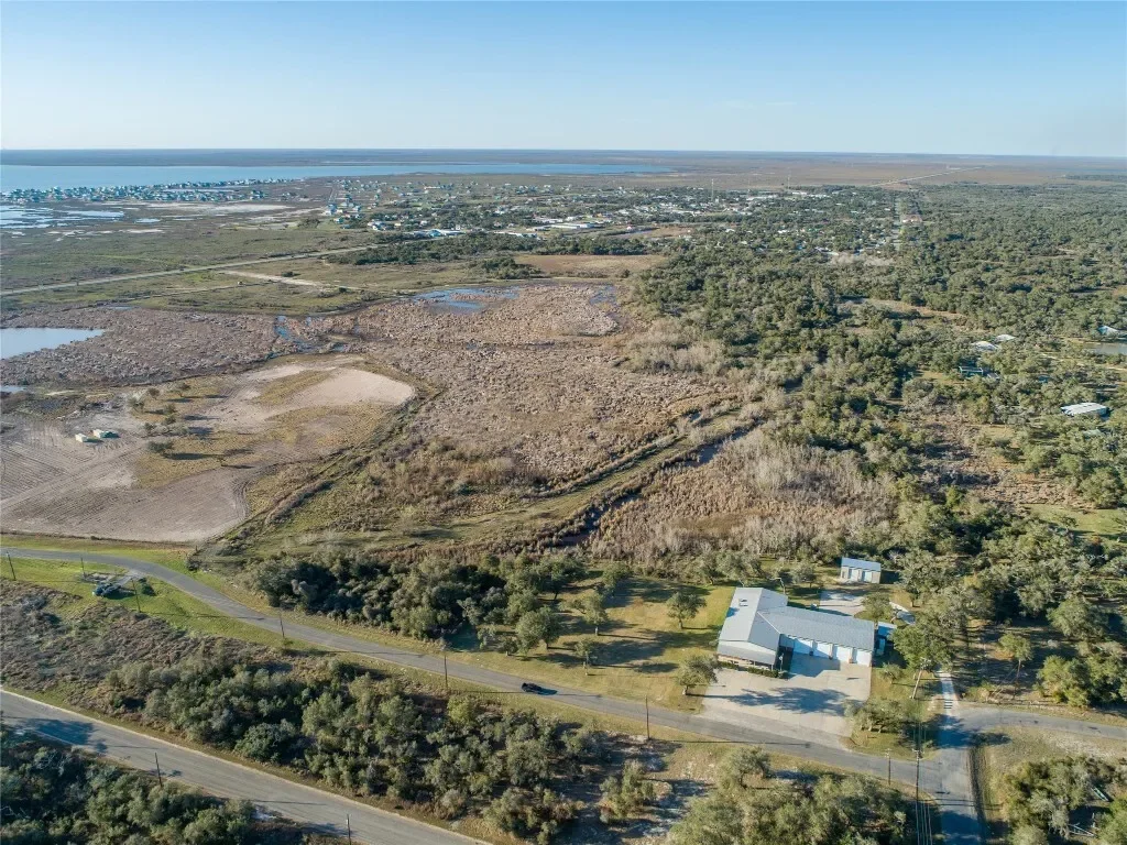 6498 N Hwy 35, Rockport, TX 78382, Rockport, Texas, United States. - Photo 3