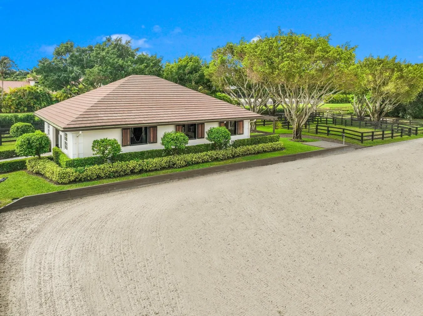 14439 Draft Horse Lane, Wellington, Florida, United States. - Photo 10