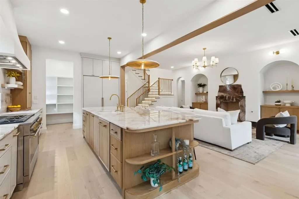 Gallery photo 6