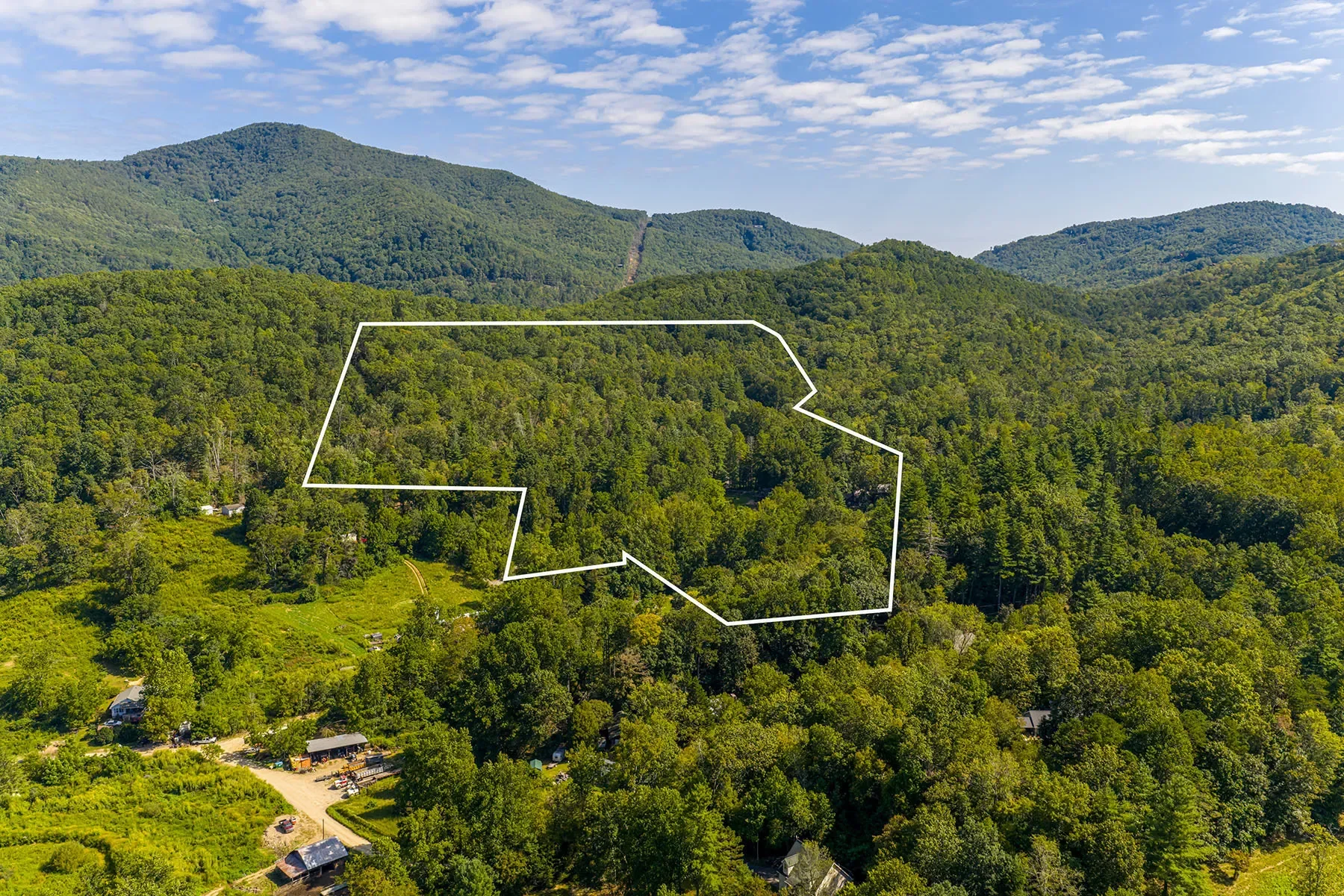 147 Dye Leaf Road, Fairview, NC 28730, Fairview, North Carolina, United States. - Photo 32