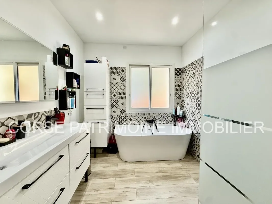 Gallery photo 8