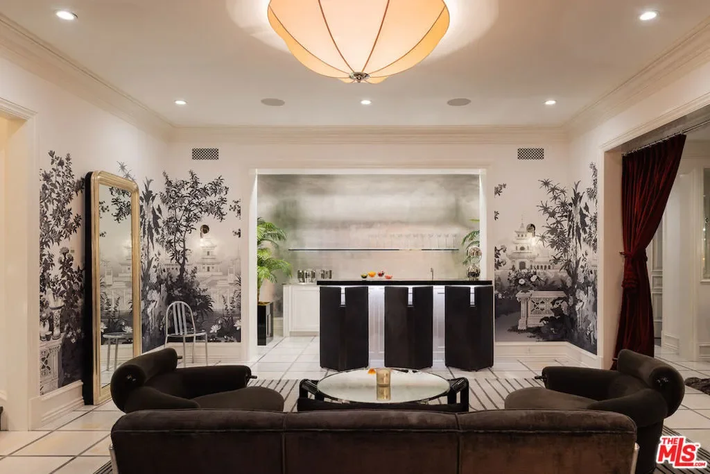 12770 S Bristol Circle, Los Angeles, California, United States. - Photo 18