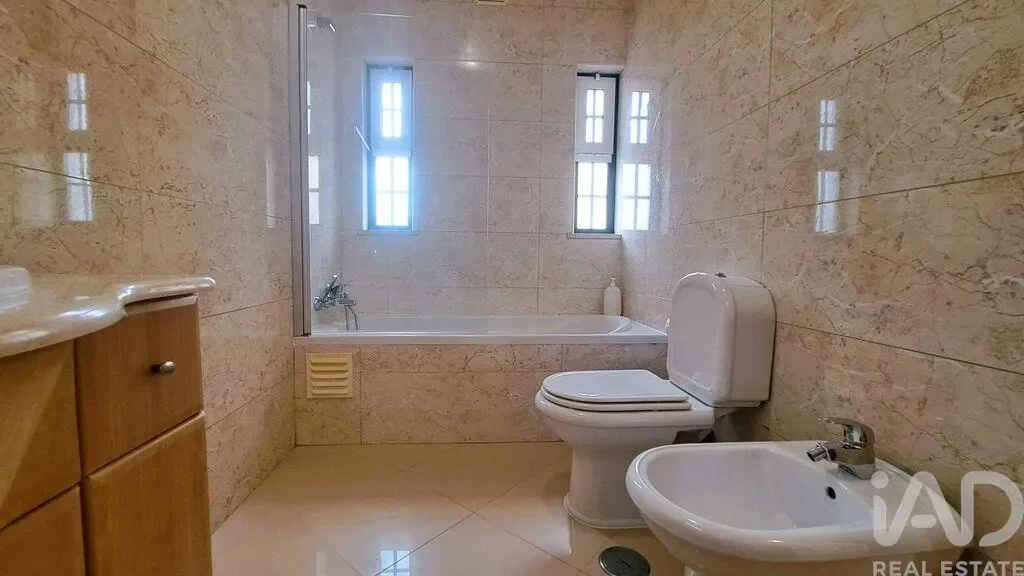 Gallery photo 6