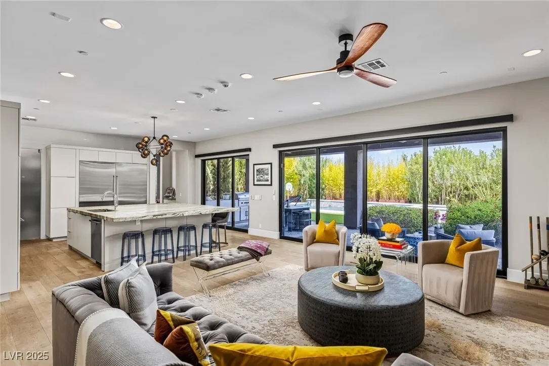 2650 Eldora Estates, Las Vegas, Nevada, United States. - Photo 16