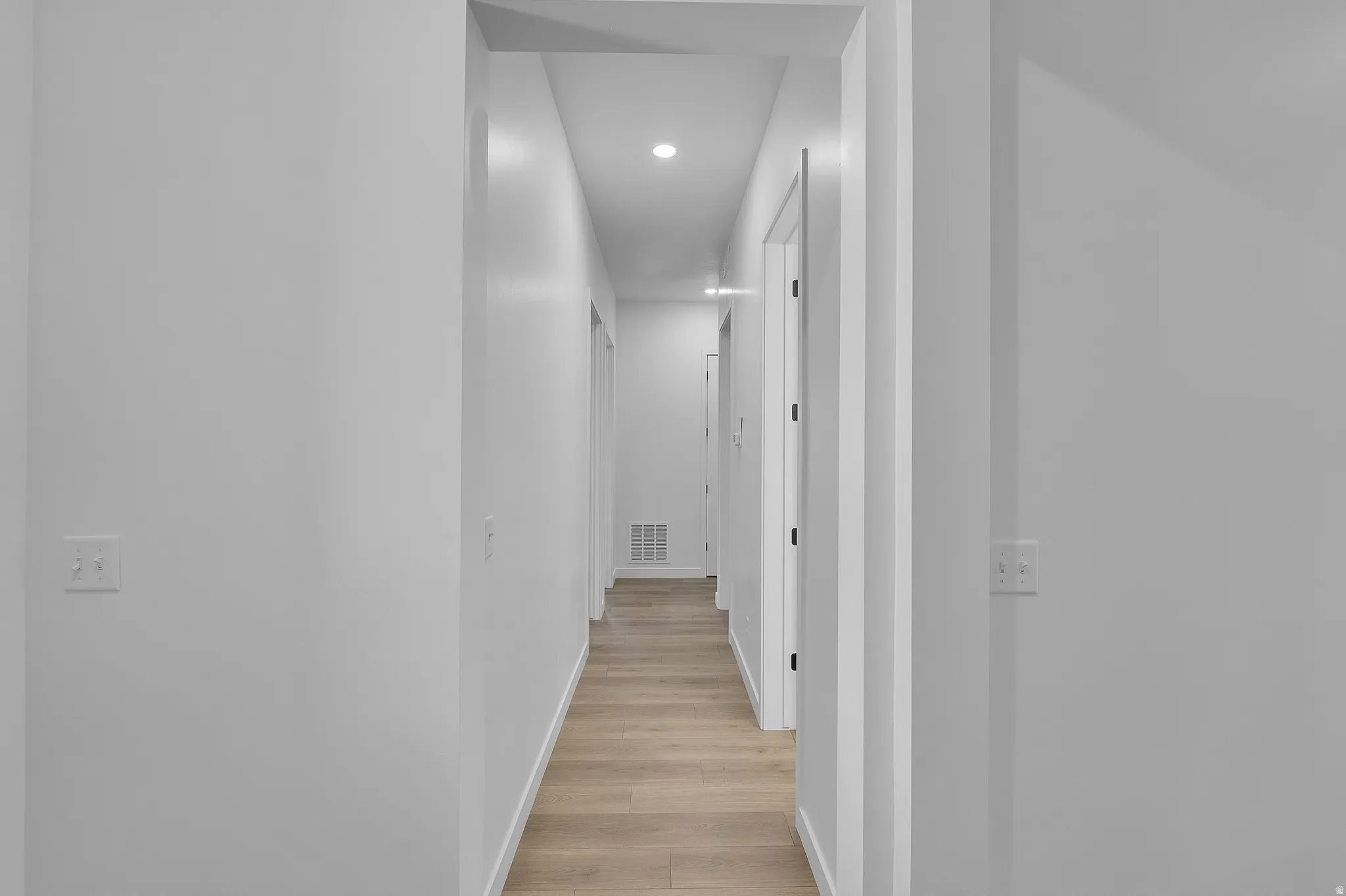 253 E POLARIS DR S 105, Saratoga Springs, Utah, United States. - Photo 2