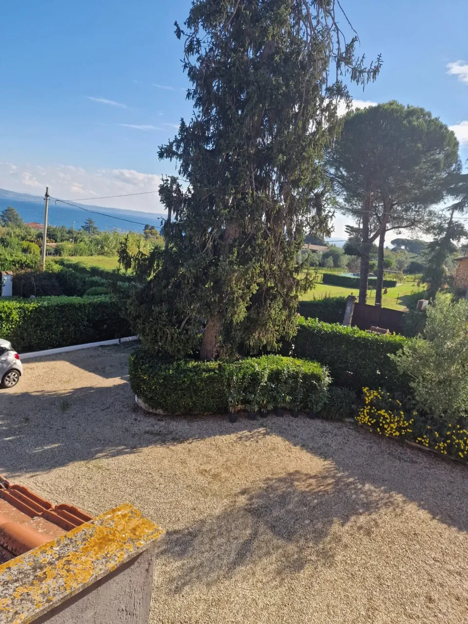 Via del Lago, Bracciano, Lazio, Italy. - Photo 69