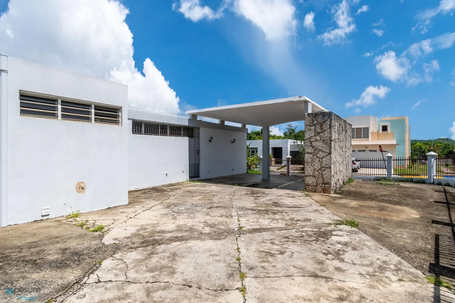 Exterior photo 11