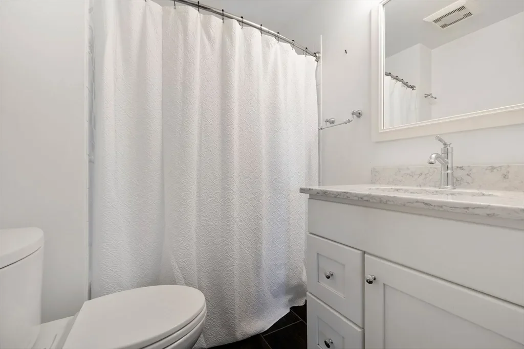 20 Richards Rd, Weymouth, Massachusetts, United States. - Photo 30