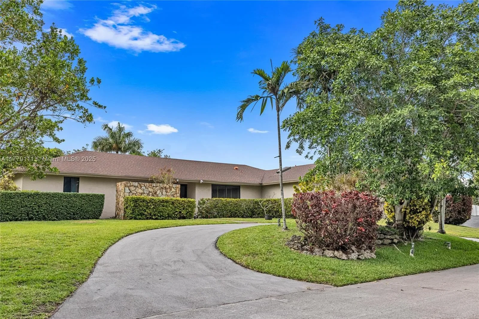 7801 SW 170th St, Cutler Bay, Florida, United States. - Photo 45