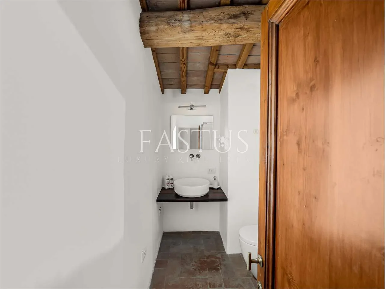 Gallery photo 3