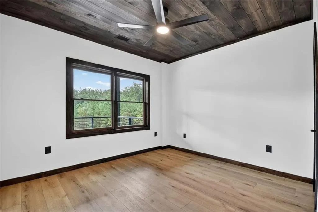 123 Ridgeline Drive, Turtletown, United States. - Photo 17