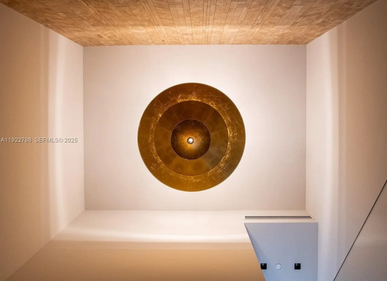Gallery photo 11