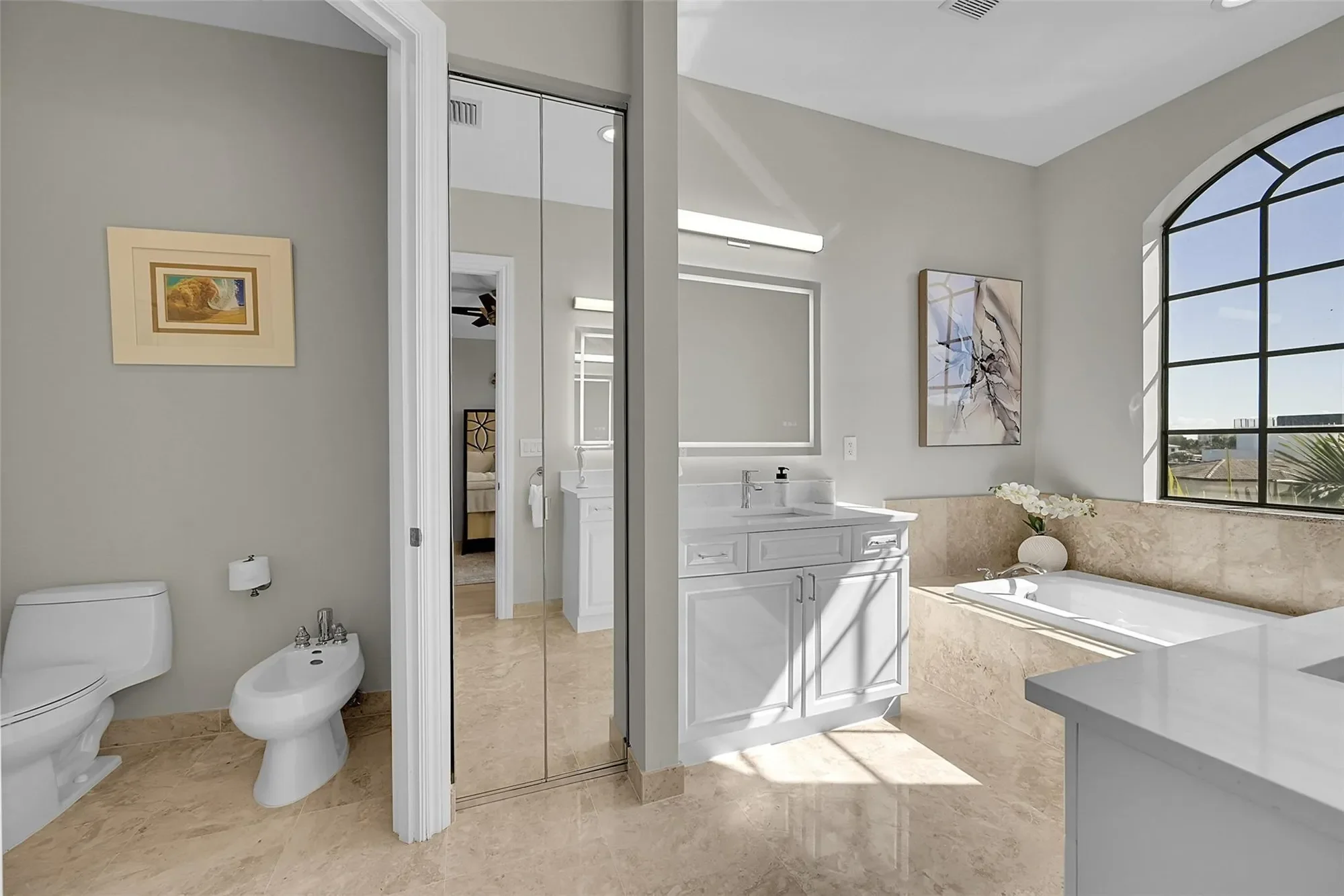 2254 SE 7th Street, Hillsboro Beach, Florida, United States. - Photo 17
