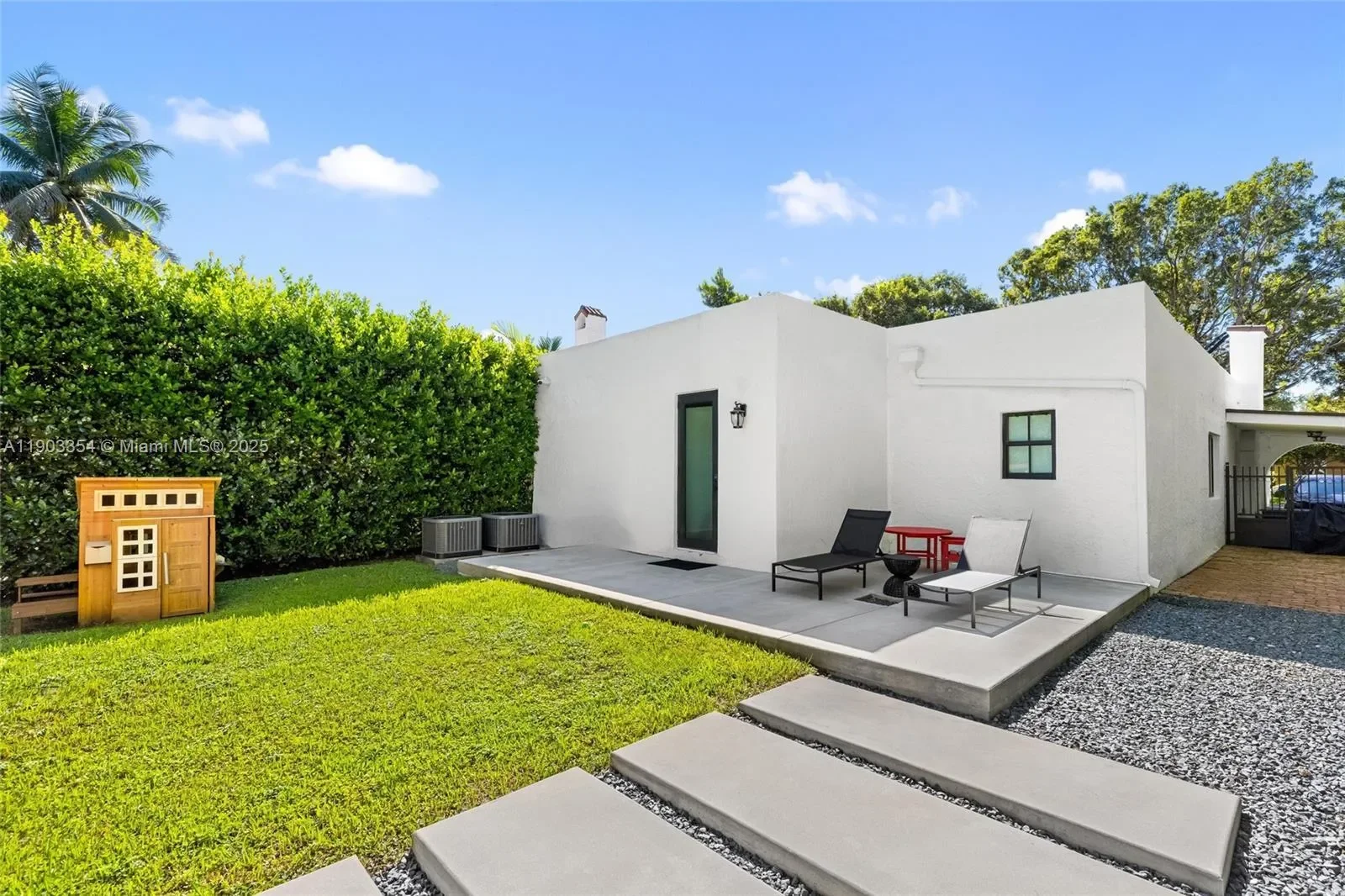 1341 Sorolla Ave, Coral Gables, Florida, United States. - Photo 52