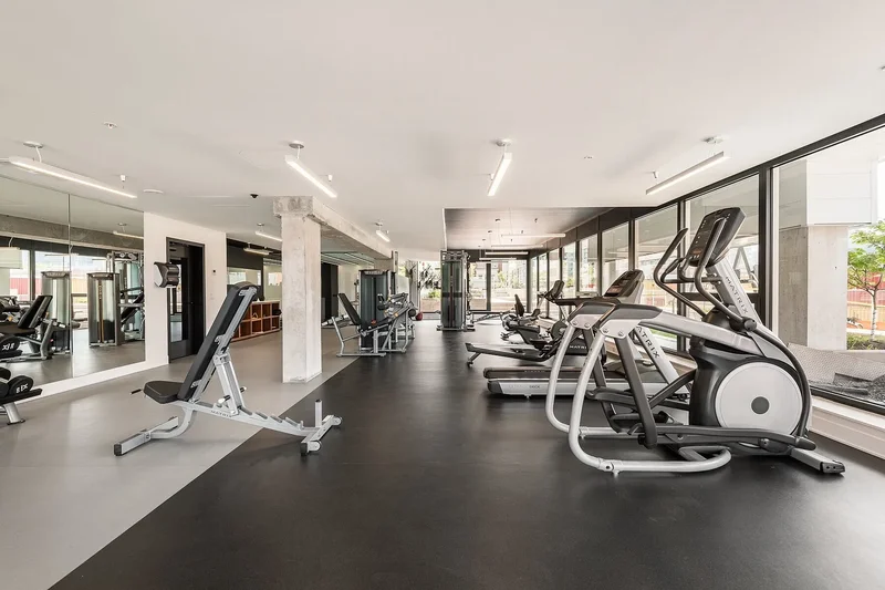1010 Rue de la Commune E., Apt. 502, Montreal, QC H2L0H8, Montreal, Quebec, Canada. - Photo 12