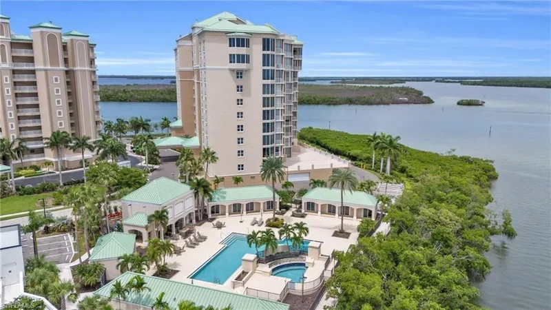 4137 Bay Beach LN, Fort Myers Beach, Florida, United States. - Photo 16