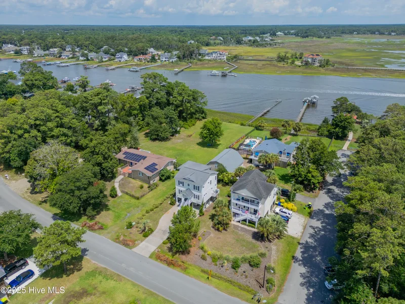 5106 E Yacht Drive, Oak Island, North Carolina, United States. - Photo 37