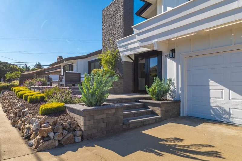 859 Balboa Avenue, Pacific Grove, California, United States. - Photo 27
