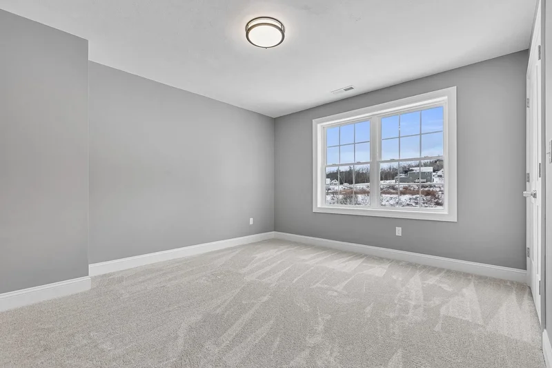 343 Island Pond Road, Derry, NH 03038, Derry, New Hampshire, United States. - Photo 35
