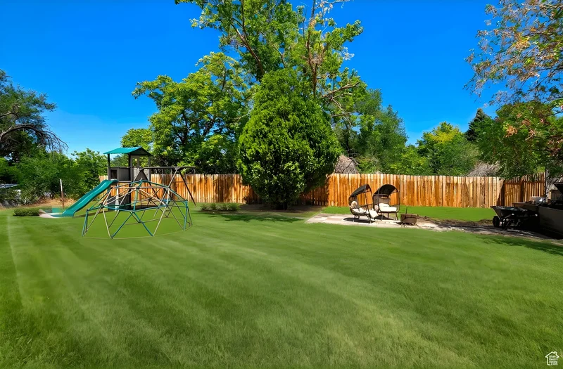 1801 E 3900 S, Holladay, Utah, United States. - Photo 6