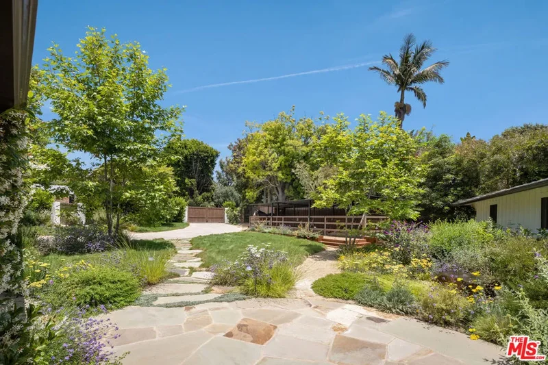13214 Riviera Ranch Road, Los Angeles, California, United States. - Photo 22