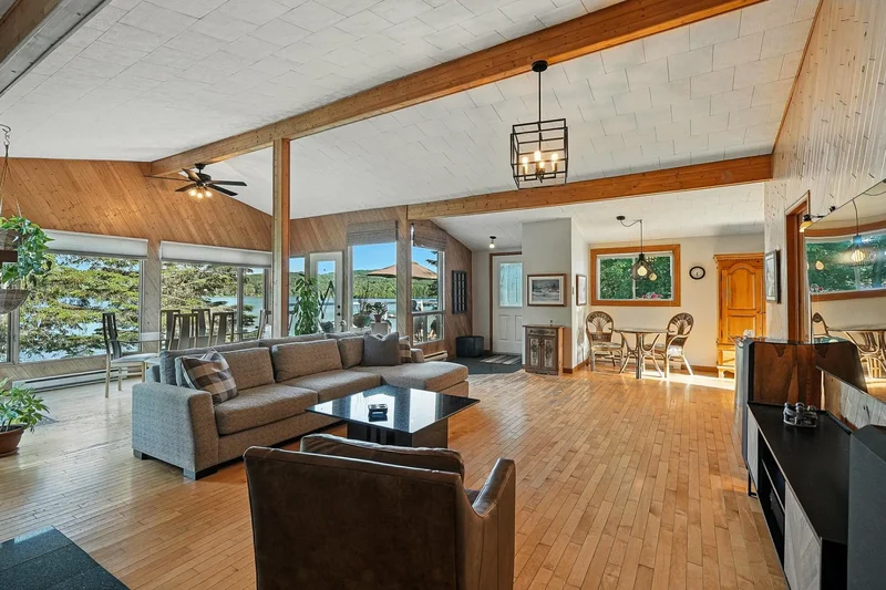 335 Rue du Bord-de-l'Eau, Sainte-Catherine-de-Hatley, Quebec, Canada. - Photo 29