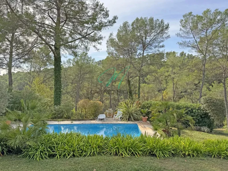 Châteauneuf, Provence-Alpes-Côte d'Azur, France. - Photo 9