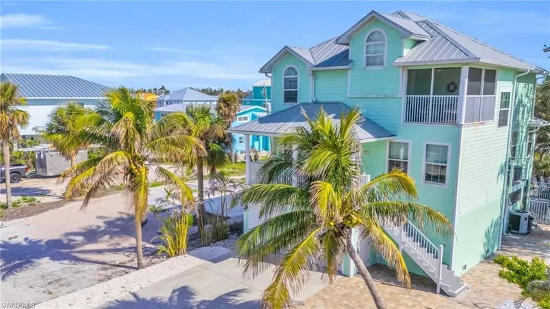 104 Washington AVE, Fort Myers Beach, Florida, United States. - Photo 23