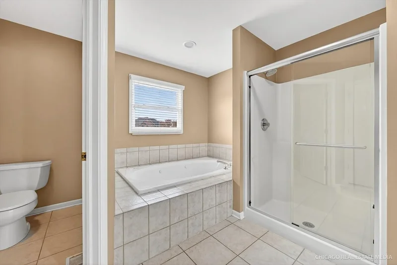 3423 Sunnyside Court, Naperville, IL 60564, Naperville, Illinois, United States. - Photo 33