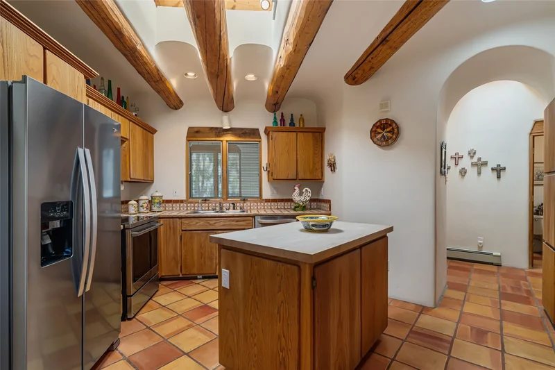 1388 Camino Corto, Santa Fe, NM 87501, Santa Fe, New Mexico, United States. - Photo 20