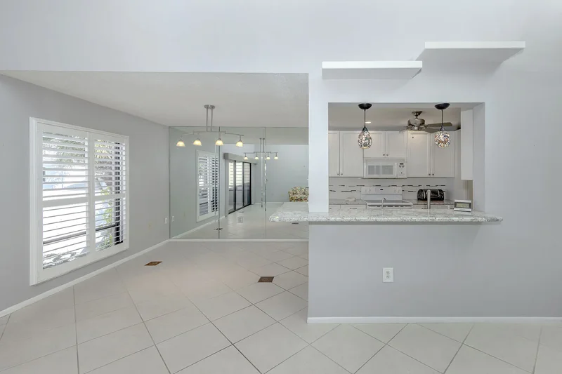 1555 Tarpon Center Drive , 255, Venice, FL 34285, Venice, Florida, United States. - Photo 13