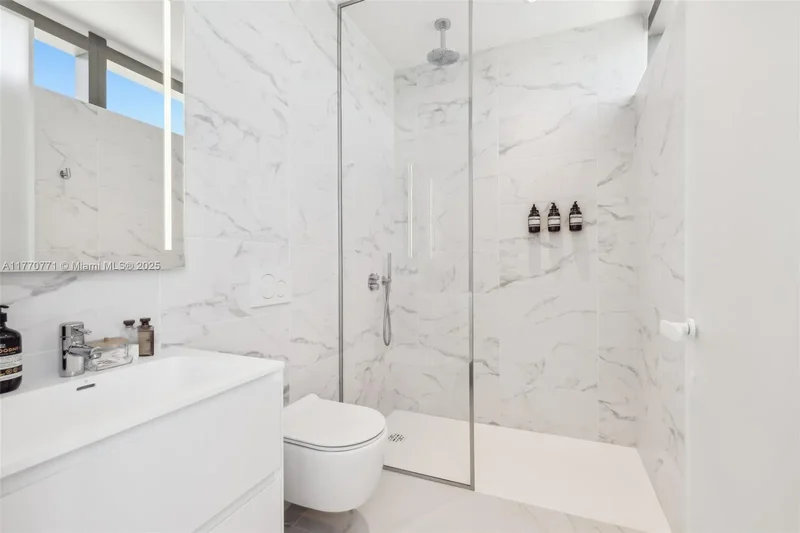 2000 S Ocean Dr 28A, Hallandale Beach, Florida, United States. - Photo 36