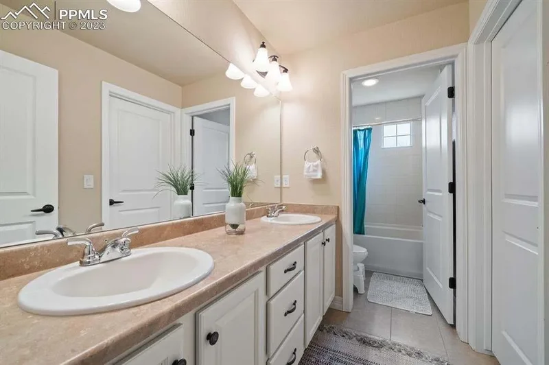 8451 Meadow Wing Circle, Colorado Springs, CO 80927, Colorado Springs, Colorado, United States. - Photo 23