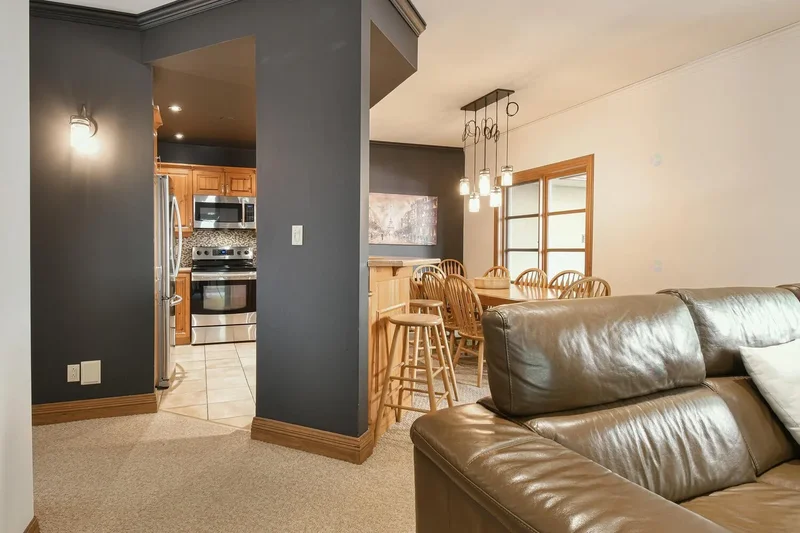236 Ch. de la Forêt 5, Mont-Tremblant, Quebec, Canada. - Photo 17