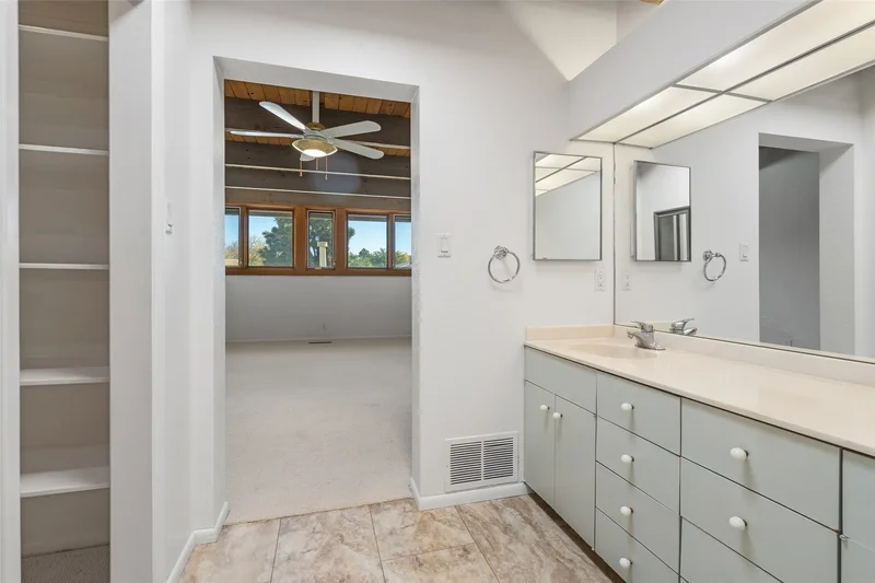 225 Amherst Drive Se, Albuquerque, NM 87106, Albuquerque, New Mexico, United States. - Photo 17