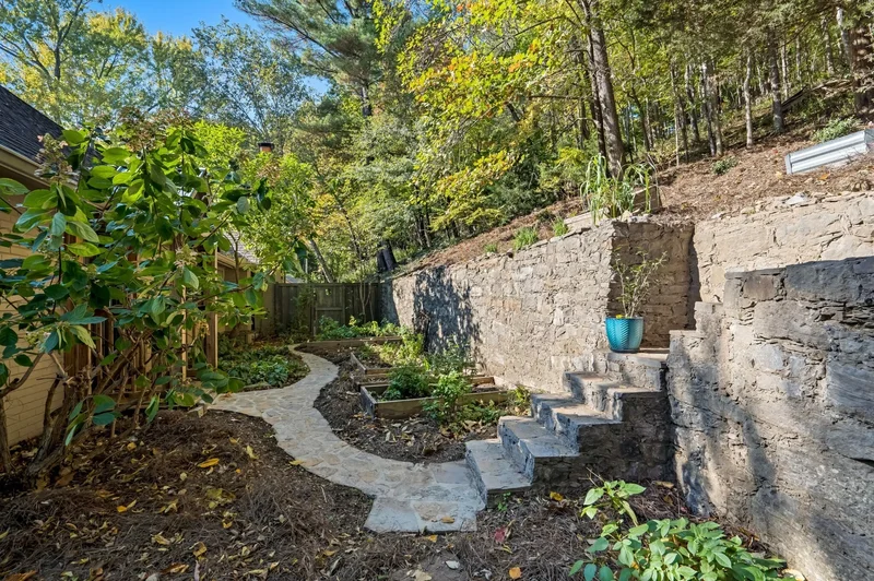 433 Grayson Dr, Nashville, Tennessee, United States. - Photo 13