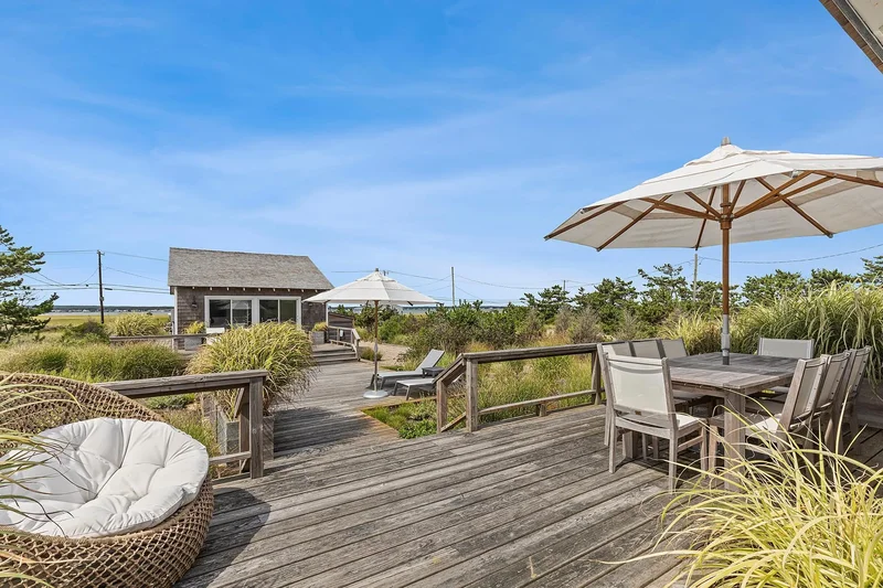 27 Dune Rd, Westhampton Beach, New York, United States. - Photo 5