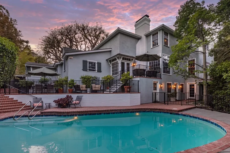 685 Elkins Road , Los Angeles, CA 90049, Los Angeles, California, United States. - Photo 23
