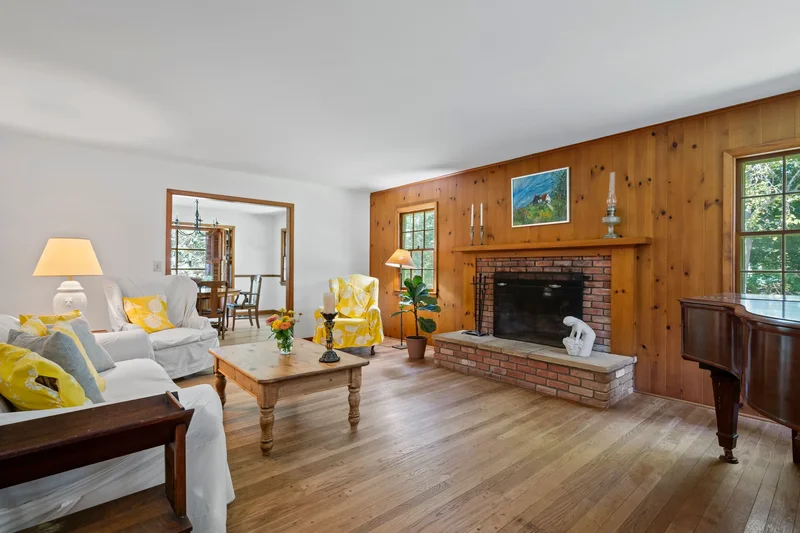 26 S Menantic Road , Shelter Island, NY 11964, Shelter Island, New York, United States. - Photo 22