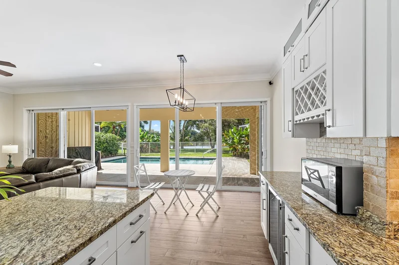 216 E Tall Oaks Circle , Palm Beach Gardens, FL 33410, Palm Beach Gardens, Florida, United States. - Photo 36