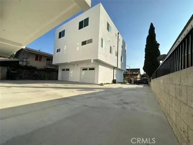 1731 E 69th, Los Angeles, CA 90001, Los Angeles, California, United States. - Photo 5