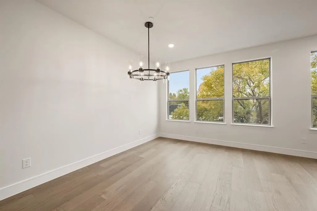 1340 Cherry Hills Lane, Irving, Texas, United States. - Photo 15