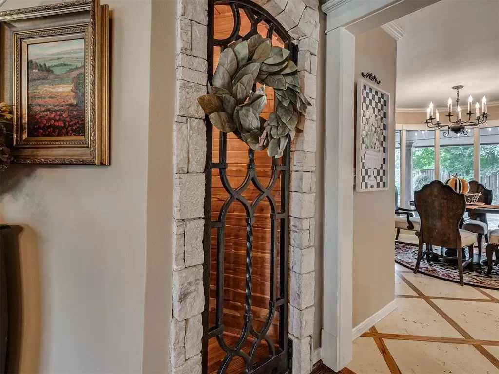 1902 Pin Oak Circle, Norman, OK 73072, Norman, Oklahoma, United States. - Photo 10
