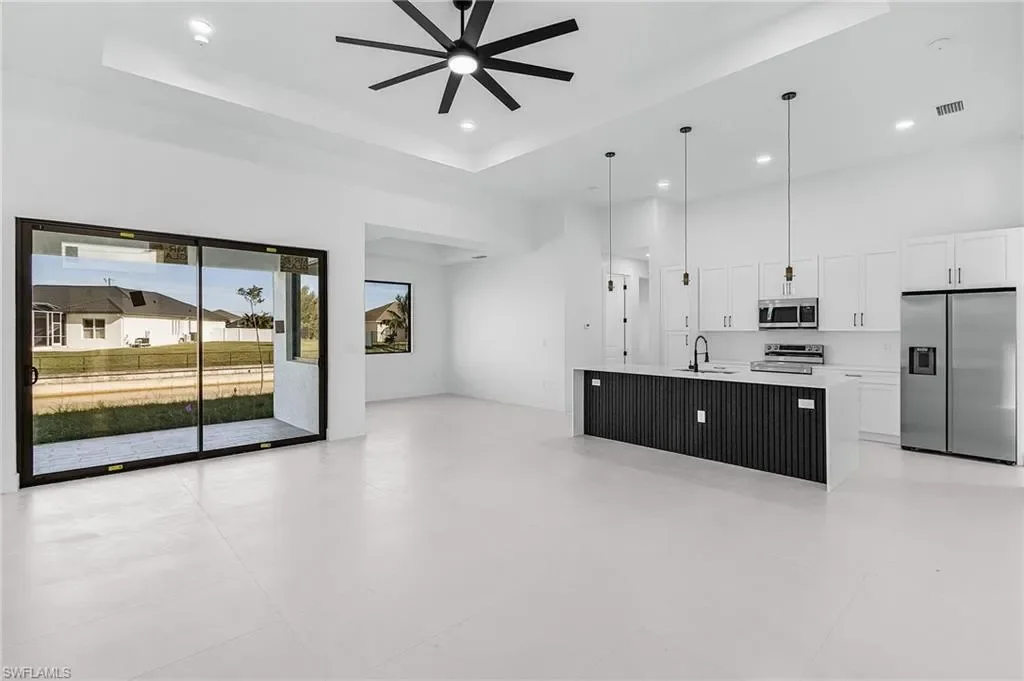 417 SW 23rd TER, CAPE CORAL, FL 33991, Cape Coral, Florida, United States. - Photo 8