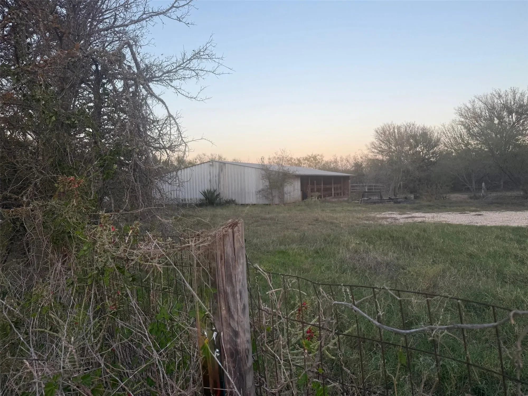326 The Forest RD, Dale, Texas, United States. - Photo 27